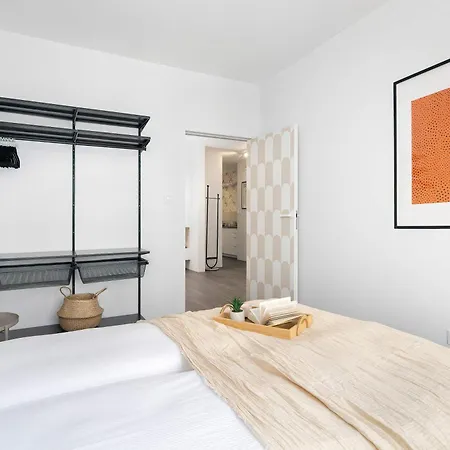 Apartment Unique 2-bedroom With Balcony Parking By Renters Prestige *