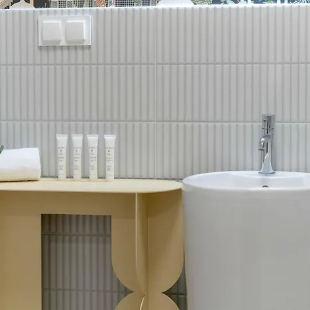 Unique 2-bedroom With Balcony Parking By Renters Prestige Apartment Poznan